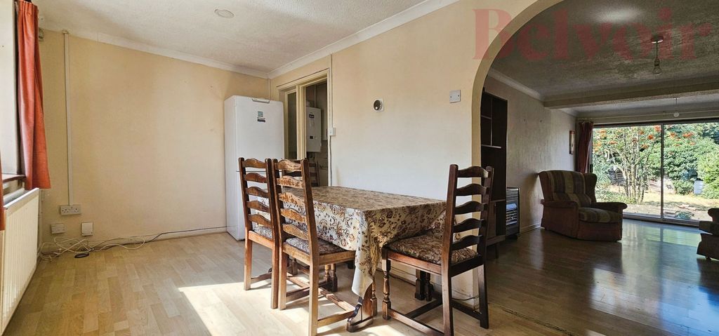Property photo 3 of 23
