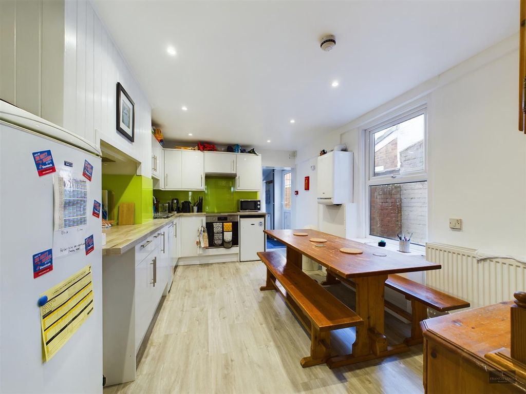 Property photo 1 of 10 Cam02887G0-Pr0068-Still003.Jpg