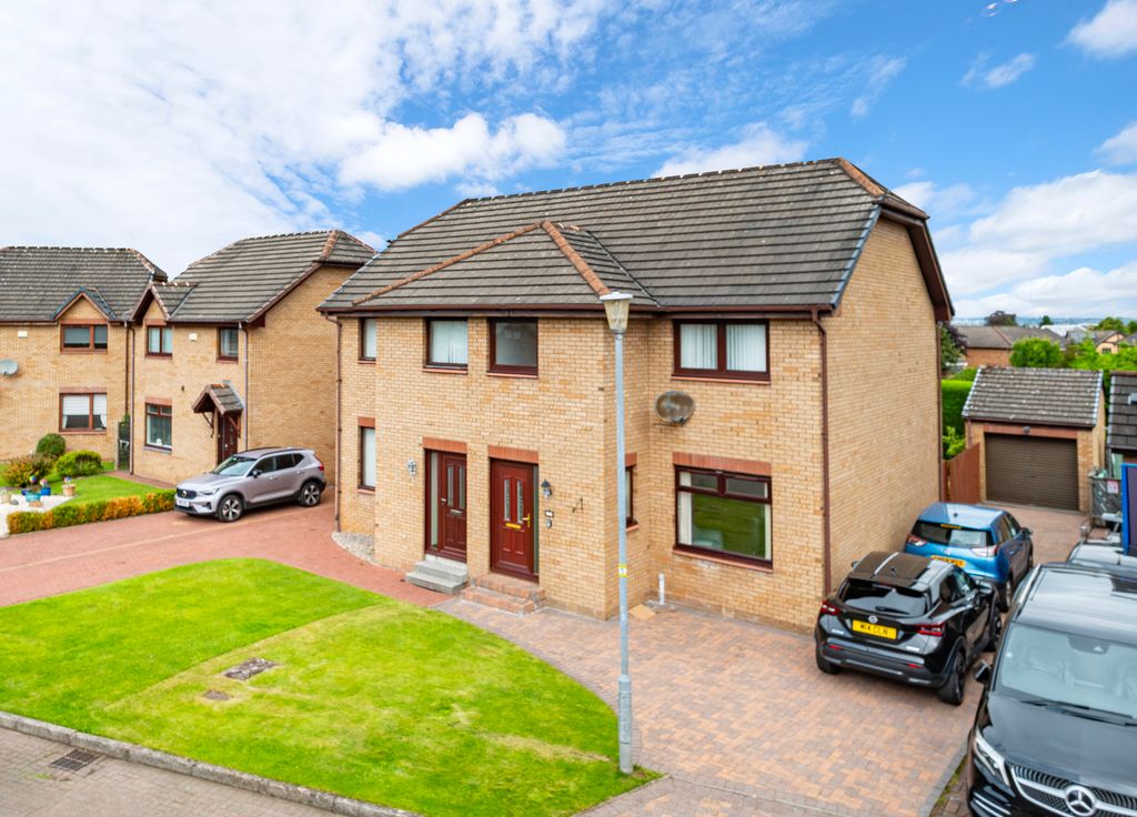 Property photo 1 of 46