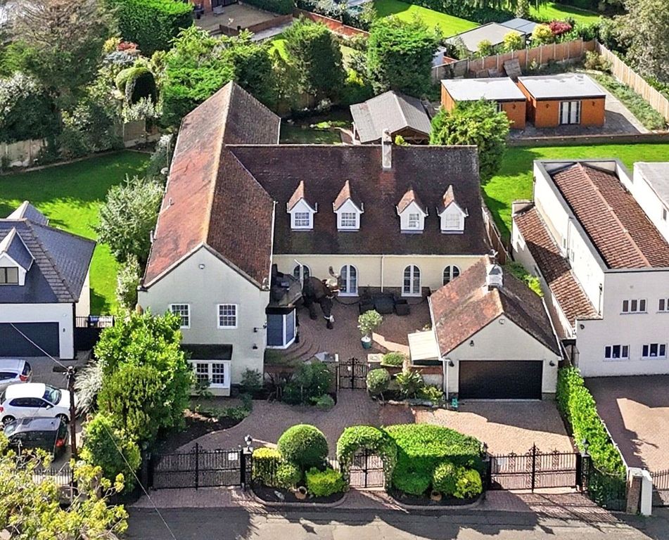Property photo 1 of 57 Picture No. 67