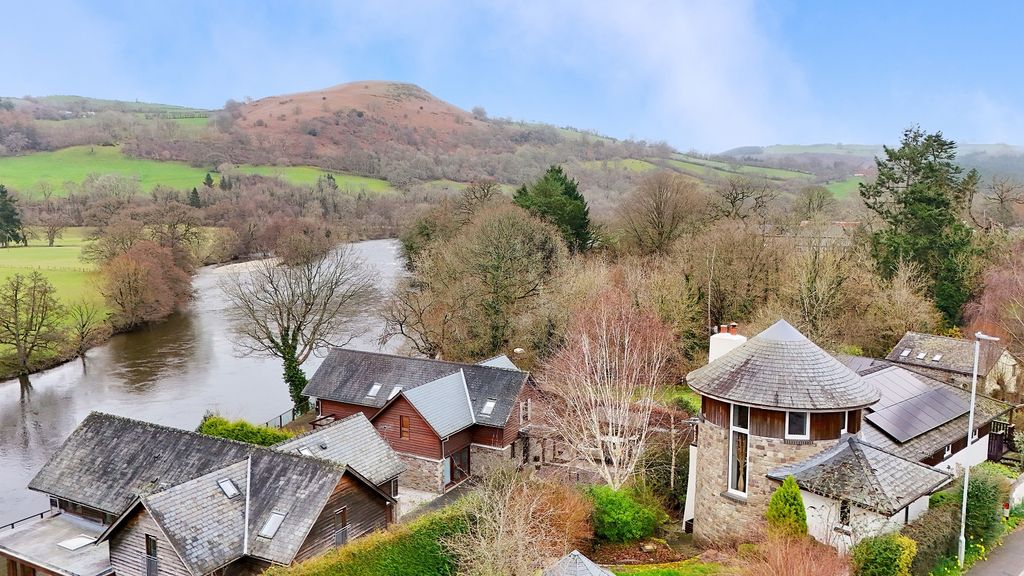 Property photo 2 of 38 Not Specified