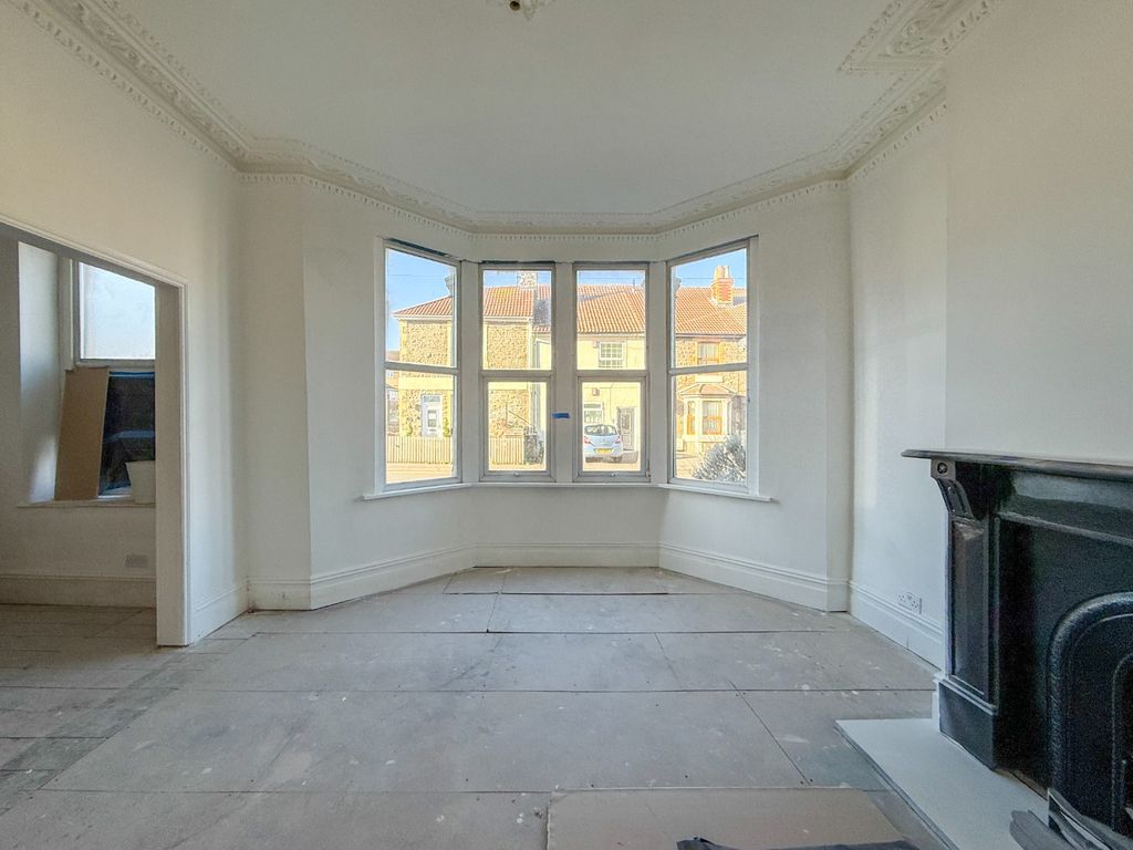 Property photo 3 of 20 4566915