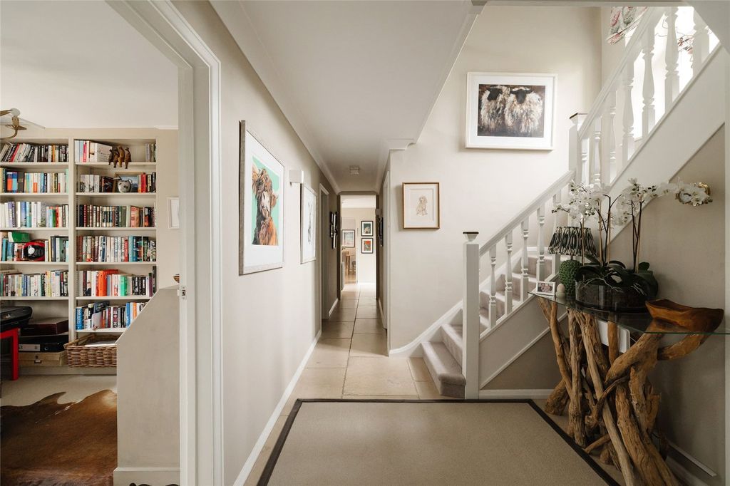 Property photo 3 of 25 Picture No. 21