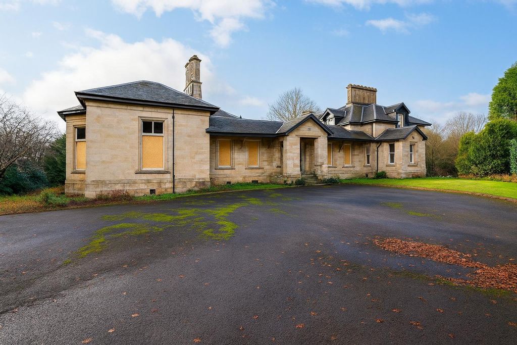 Property photo 2 of 20