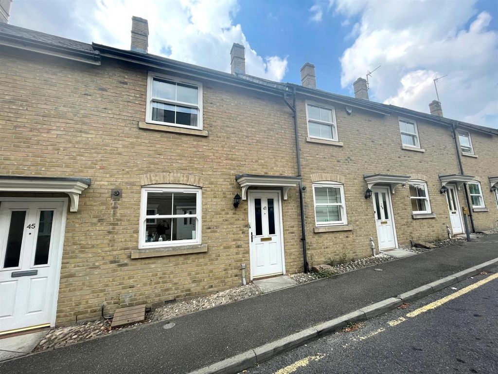 Property photo 1 of 8