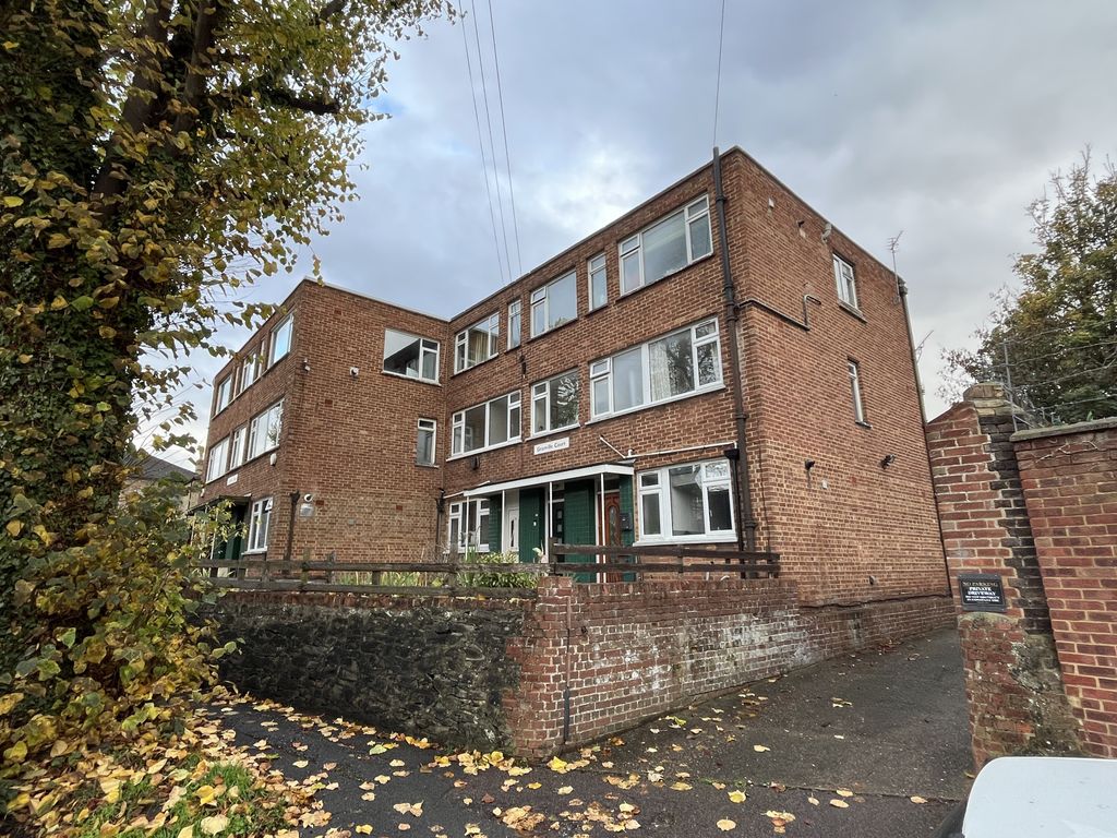 Property photo 2 of 14 Img_7967.Jpg