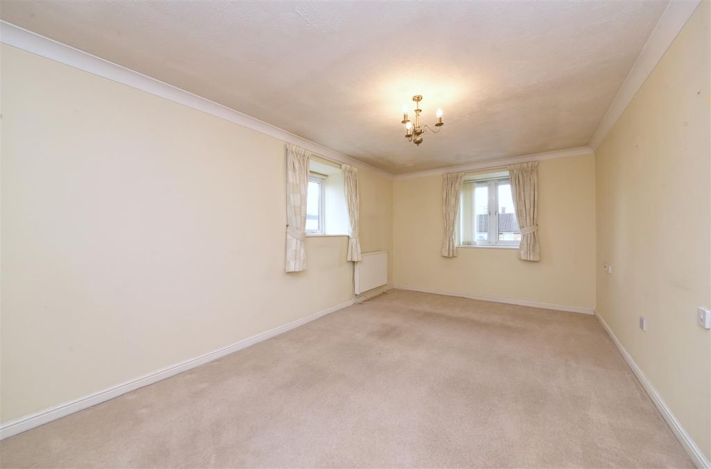 Property photo 3 of 10 44_Mulberry_Pic_6.Jpg