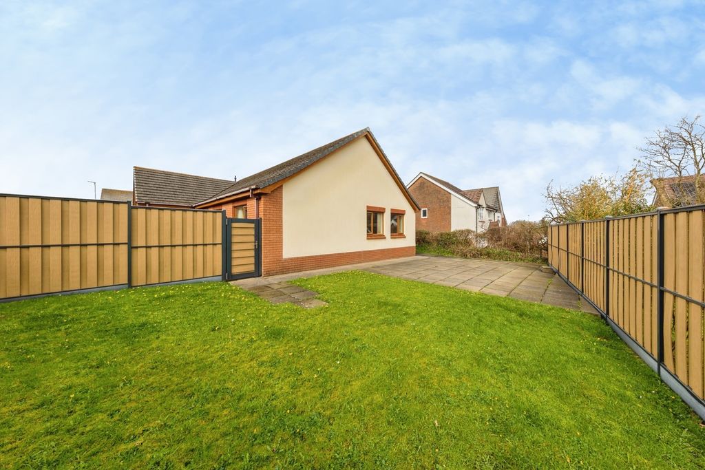 Property photo 2 of 21 Pbox-Img.Jpg