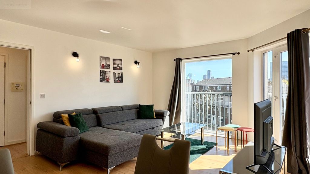 Property photo 3 of 15 Photo 3