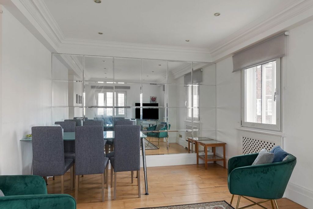 Property photo 1 of 7 Princes Court