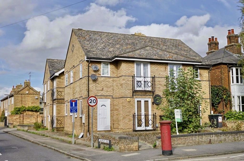 Property photo 1 of 8