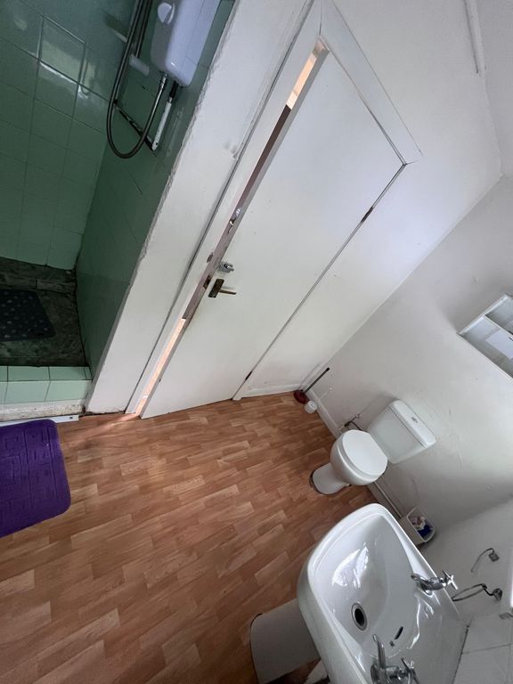 Property photo 3 of 3