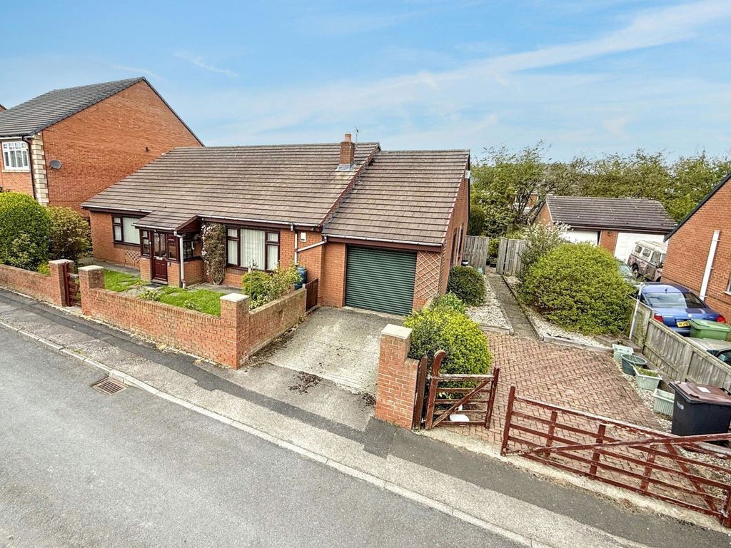 Property photo 1 of 27