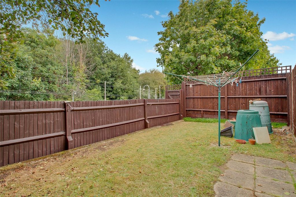 Property photo 1 of 8 Picture No. 01