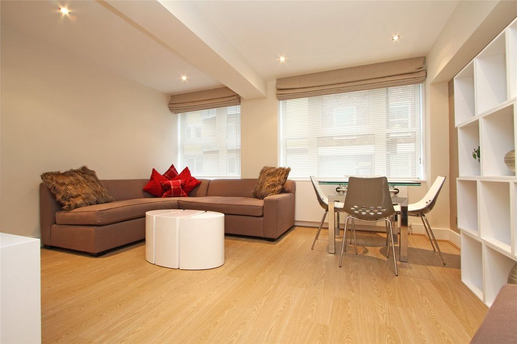 Property photo 2 of 7 Reception