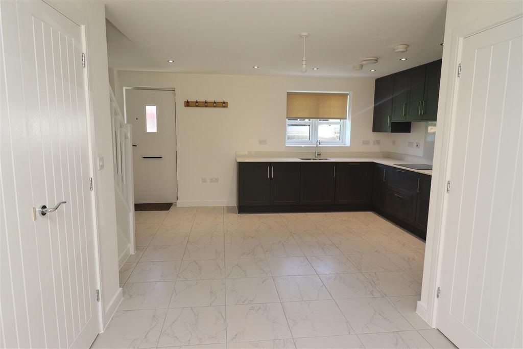 Property photo 3 of 15 Img_2282.Jpg
