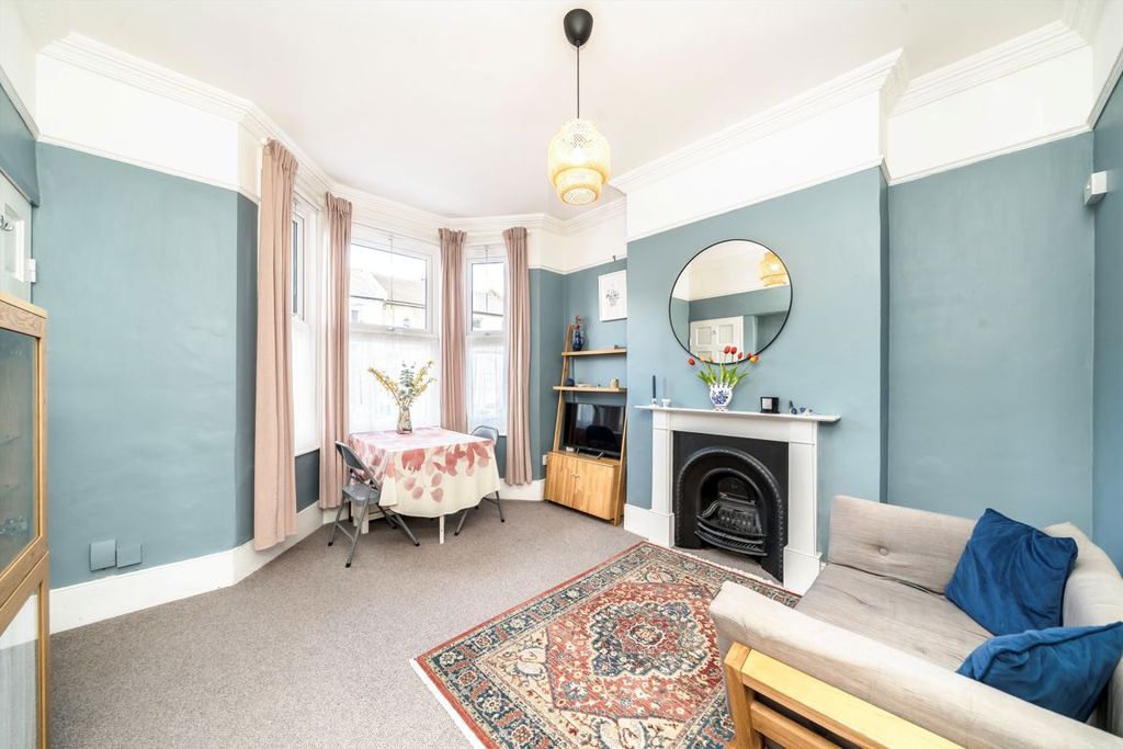 Property photo 2 of 4