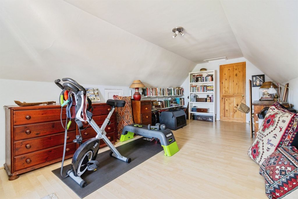Additional image 24 of 4 bed semi-detached house for saleCourtenay Road, Newton Abbot TQ12