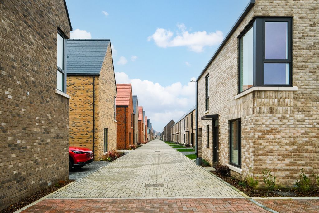 Property photo 2 of 6