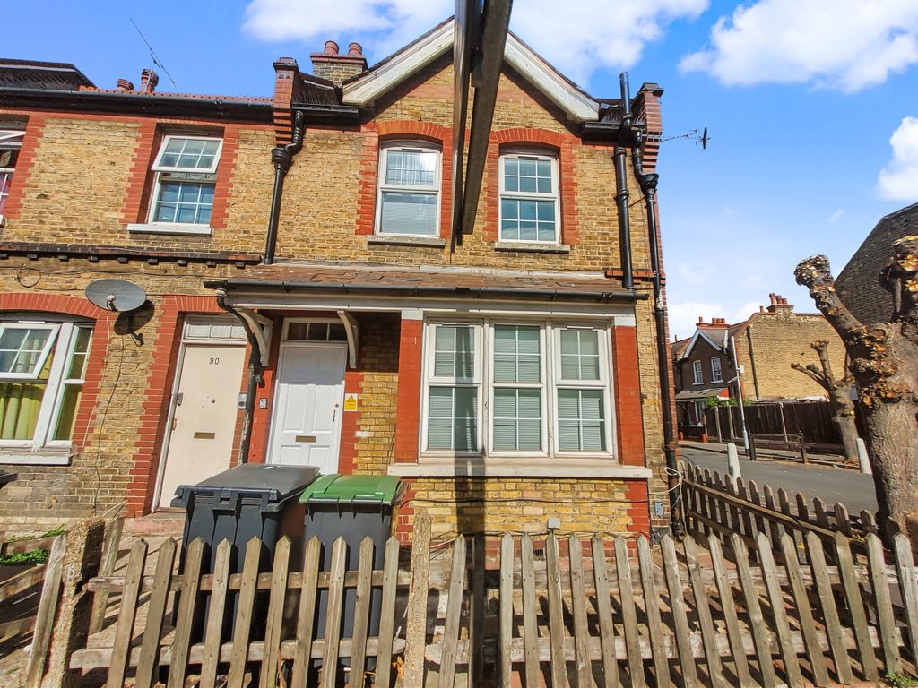 Property photo 1 of 12