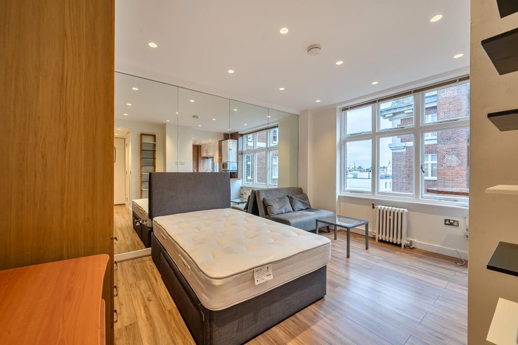 Property photo 2 of 19 Reception Room