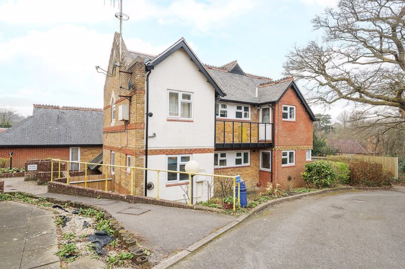 Property photo 1 of 14 Photo 10