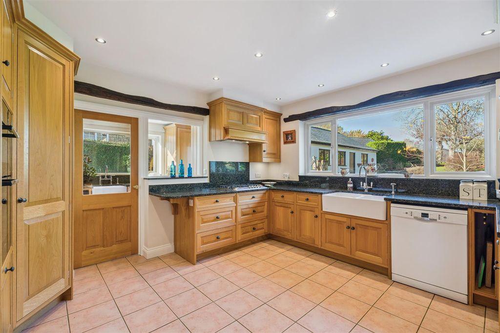 Additional image 11 of 5 bed detached house for salePark Road, Sherington, Newport Pagnell MK16