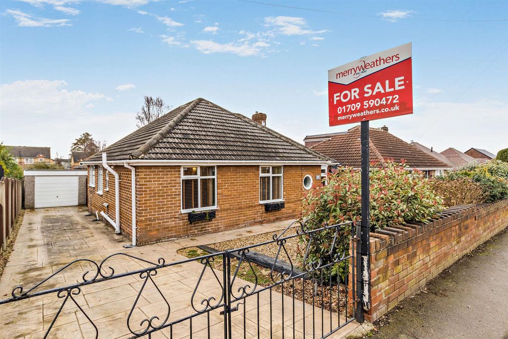 Property photo 1 of 25