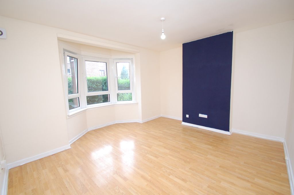 Property photo 2 of 14 5184152