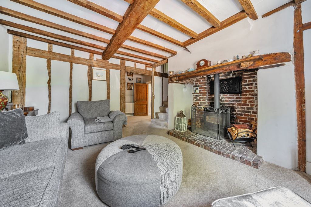 Property photo 2 of 20 21-681E059ce070A-1287979-Arw-21