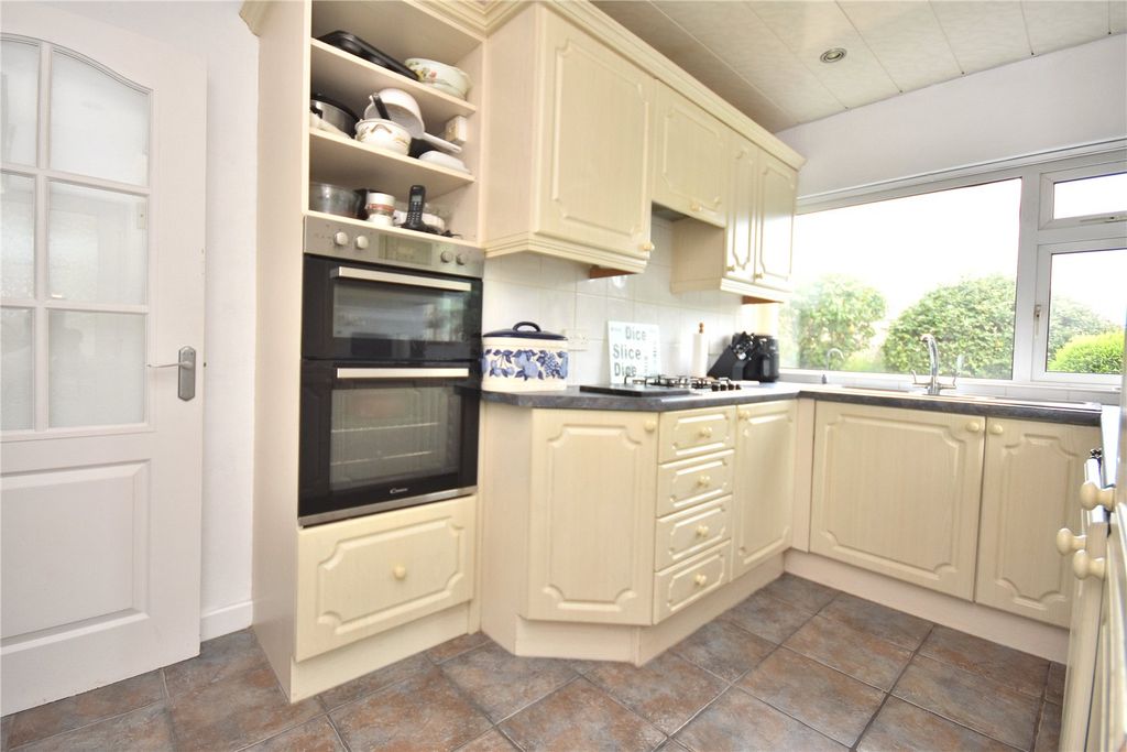 Property photo 3 of 18 Picture No. 09