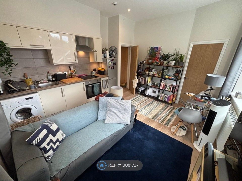 Property photo 3 of 8