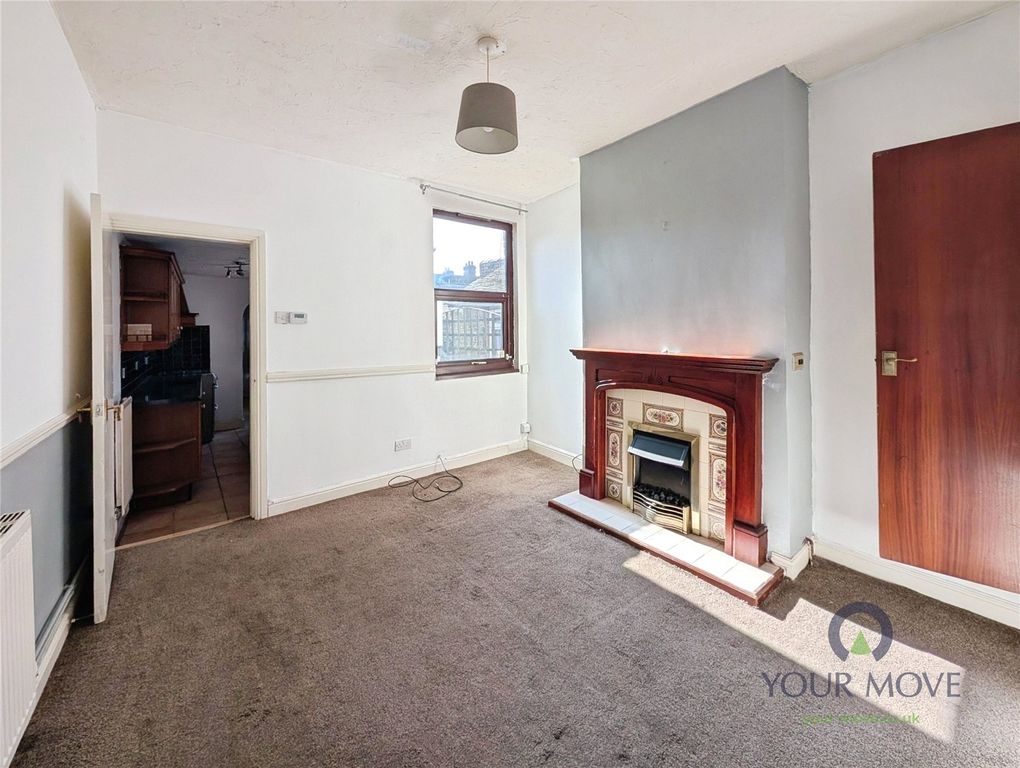 Property photo 3 of 8 Dining Room