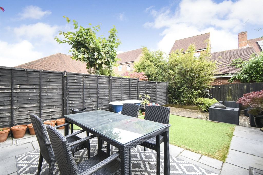 Property photo 2 of 22 Picture No. 06