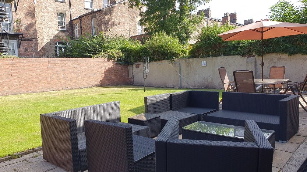 Property photo 1 of 21