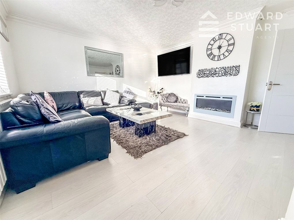 Property photo 2 of 10 Picture No. 07