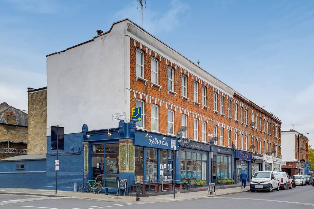 Property photo 1 of 9