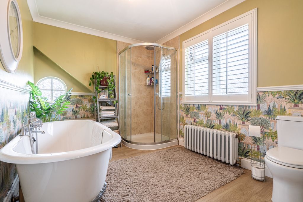 Property photo 3 of 27 5206163