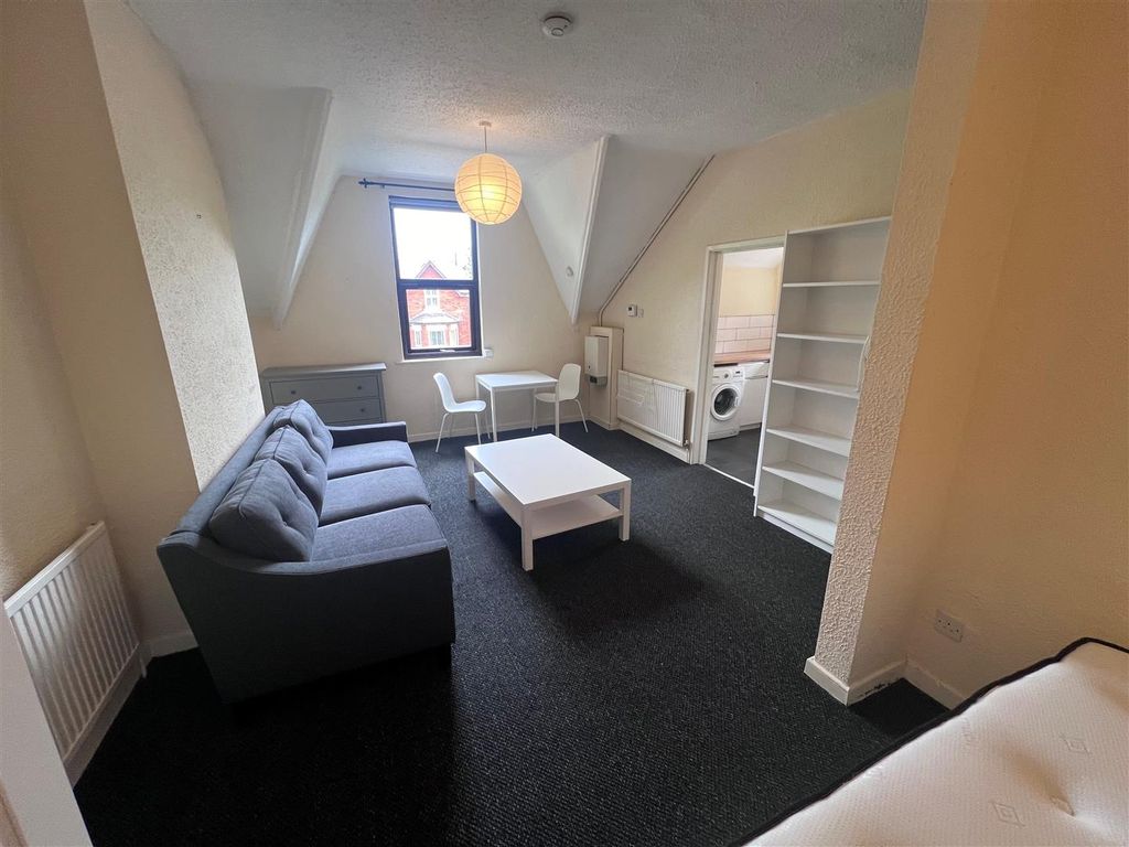 Property photo 2 of 10 6.Jpg