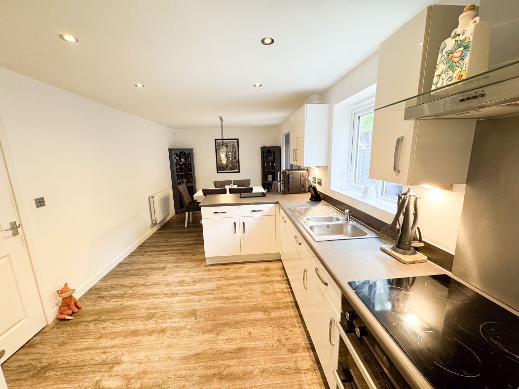 Property photo 3 of 32 Img_6616