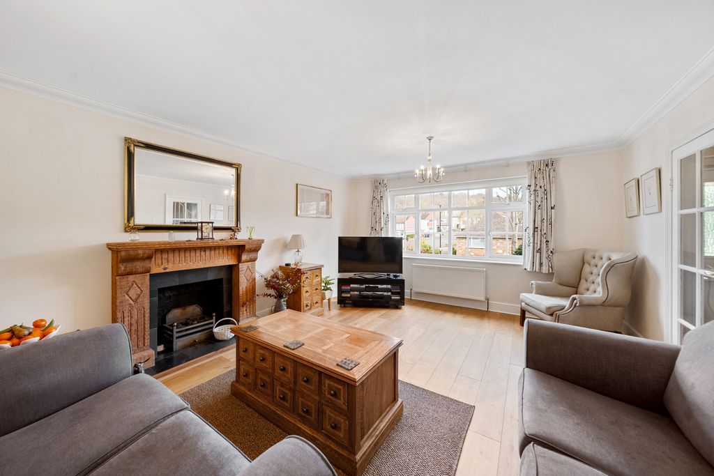 Property photo 3 of 20