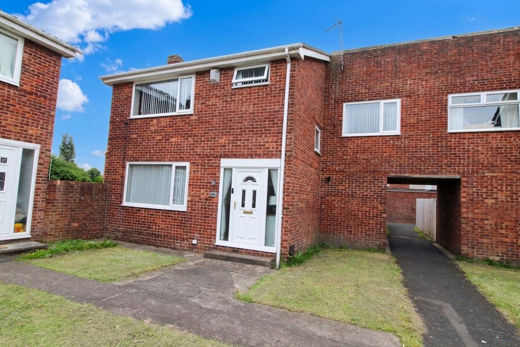 Property photo 1 of 21