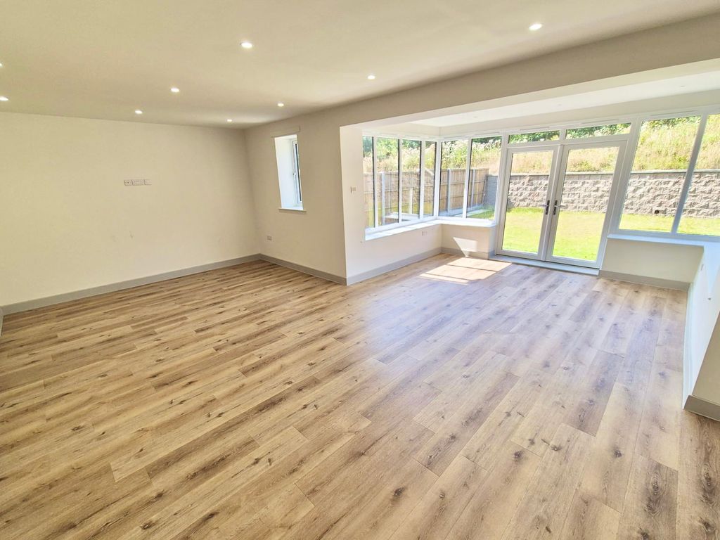 Property photo 3 of 26 Img_7365
