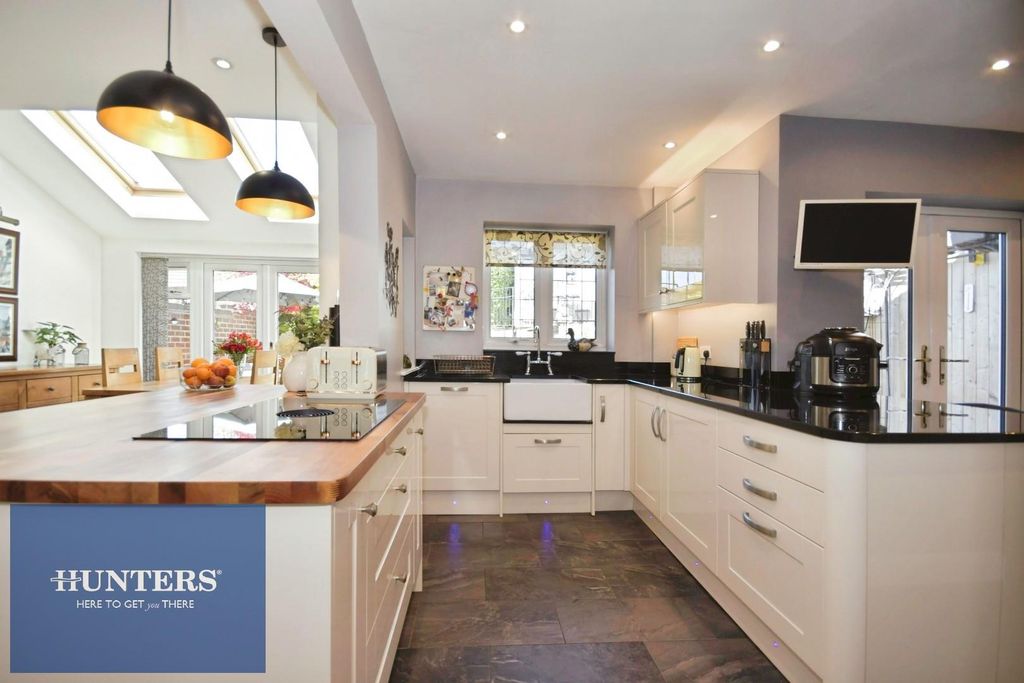 Property photo 3 of 26 Kitchen Diner 03.Jpg