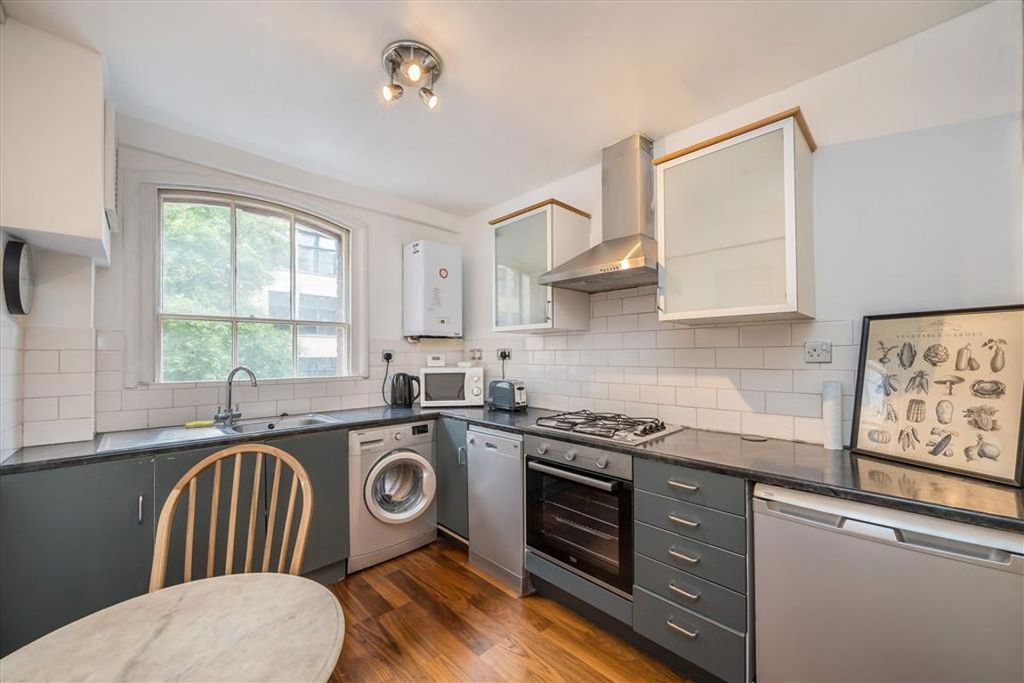 Property photo 3 of 4