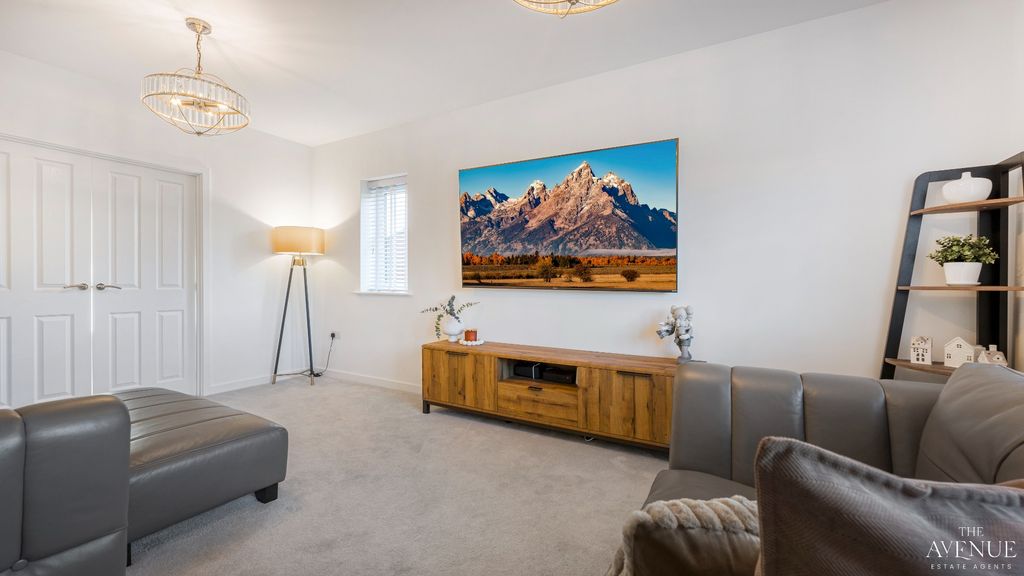 Property photo 2 of 38 4681622