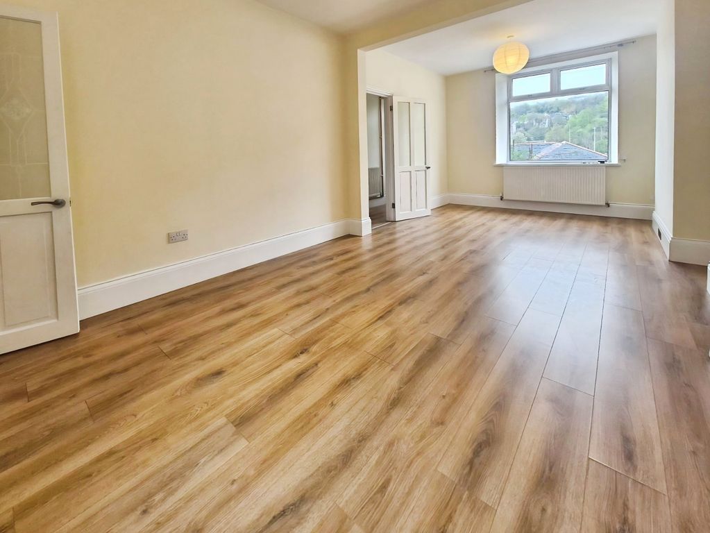 Property photo 3 of 11 Living Room 2