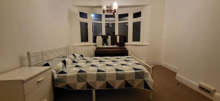 Property photo 3 of 5