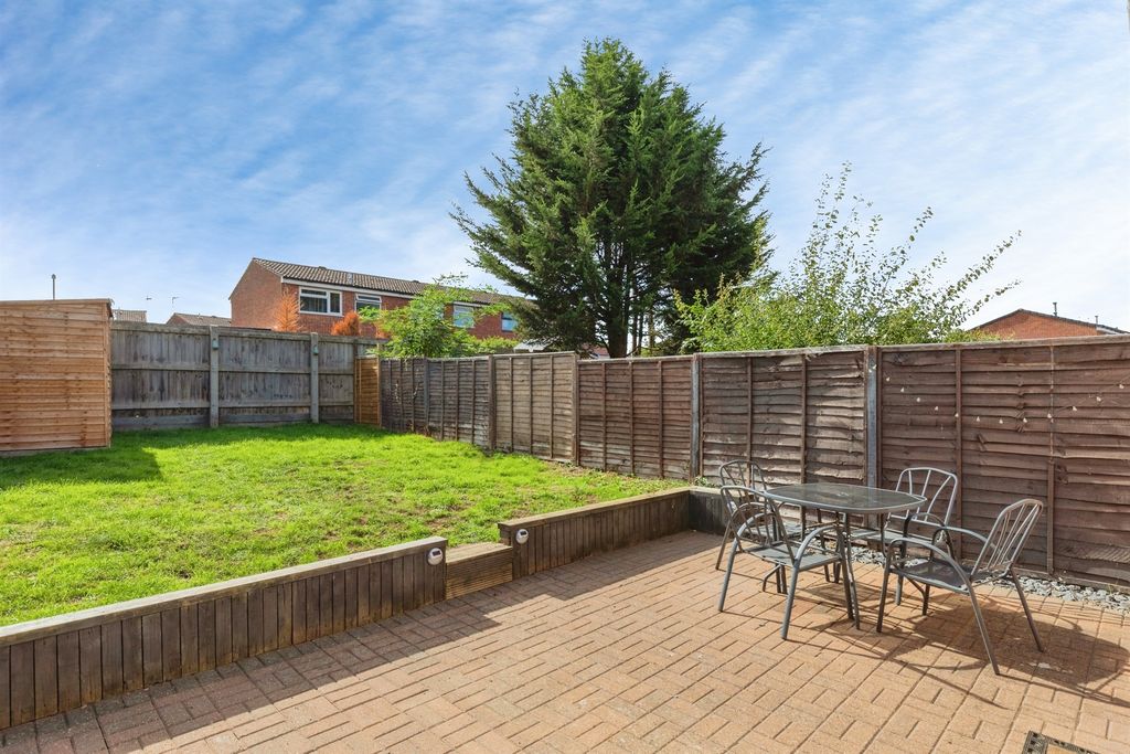 Property photo 2 of 11