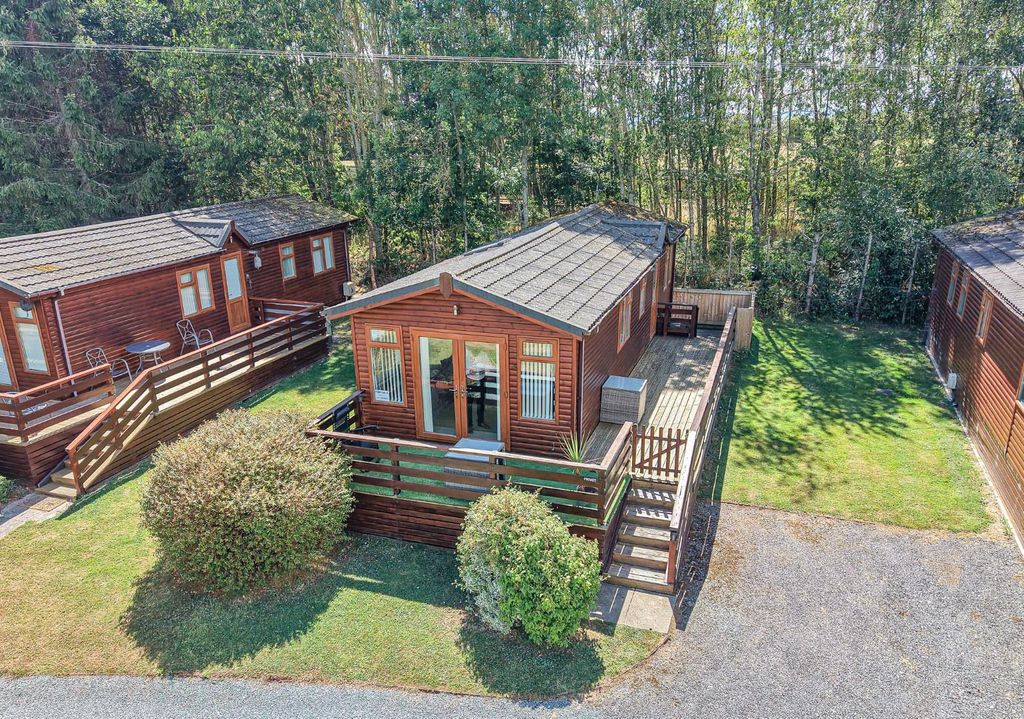 Property photo 1 of 26 Dji_Fly_20260727_122104_0352_1785158537463_Photo-2